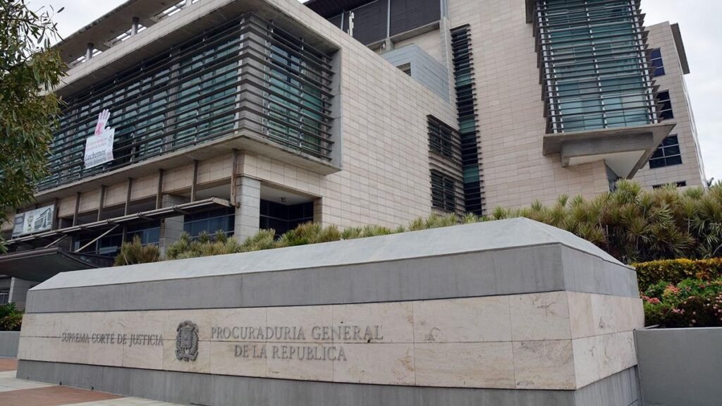 Molina y tres jueces más de la SCJ declinan seguir en el tribunal antes de la evaluación del CNM