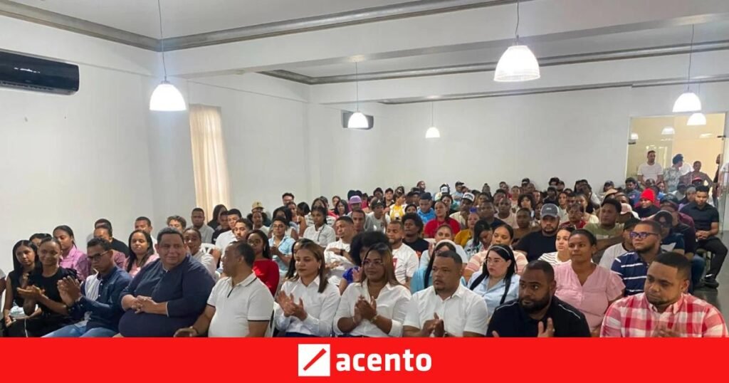 Justicia Social reúne en Azua a su juventud entre el relevo interno y la observación sobre la renovación real
