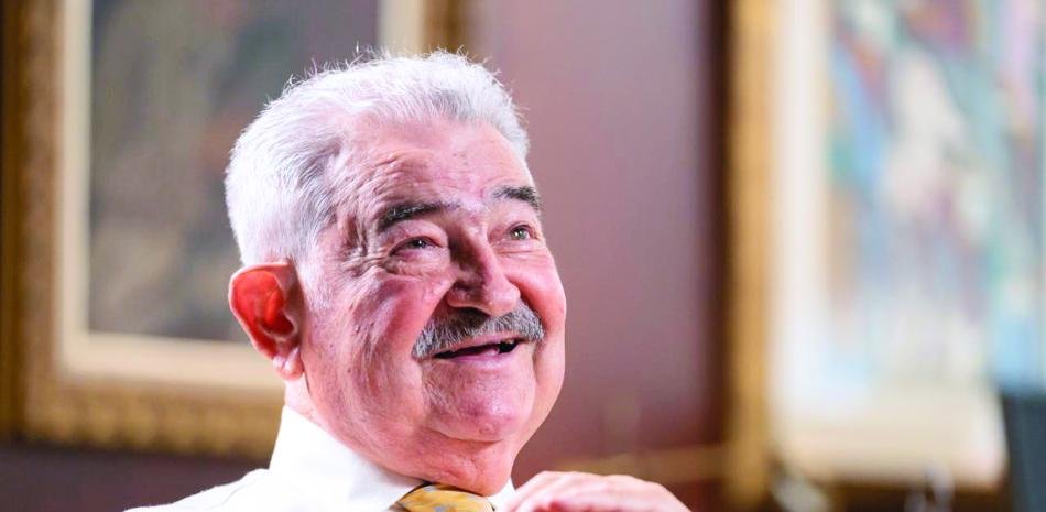 La despedida de Román Ramos reúne a élites y reaviva la mirada sobre su peso público
