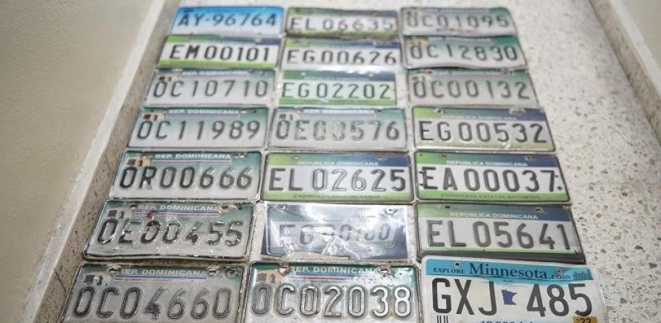 Choque en Santo Domingo reabre dudas sobre el control de 33,206 placas estatales