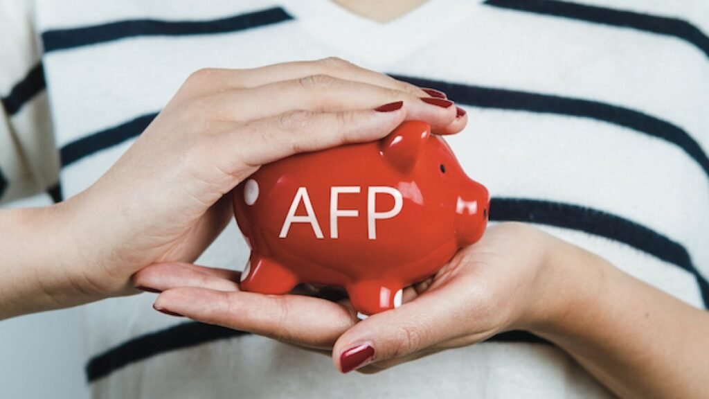 Estudio pone bajo presión al sistema de AFP por transferir recursos de trabajadores a grandes grupos