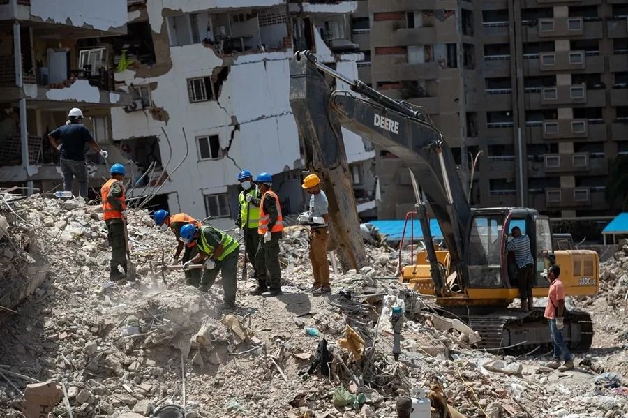 Tras los sismos, Venezuela ordena demoler 39 edificios y abre otra prueba de gestión sobre prevención y respuesta