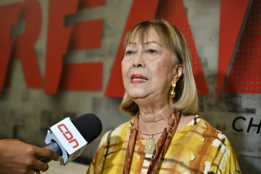 Rosa Ng respalda fiscalizar comercios chinos y rechaza que el debate derive en xenofobia