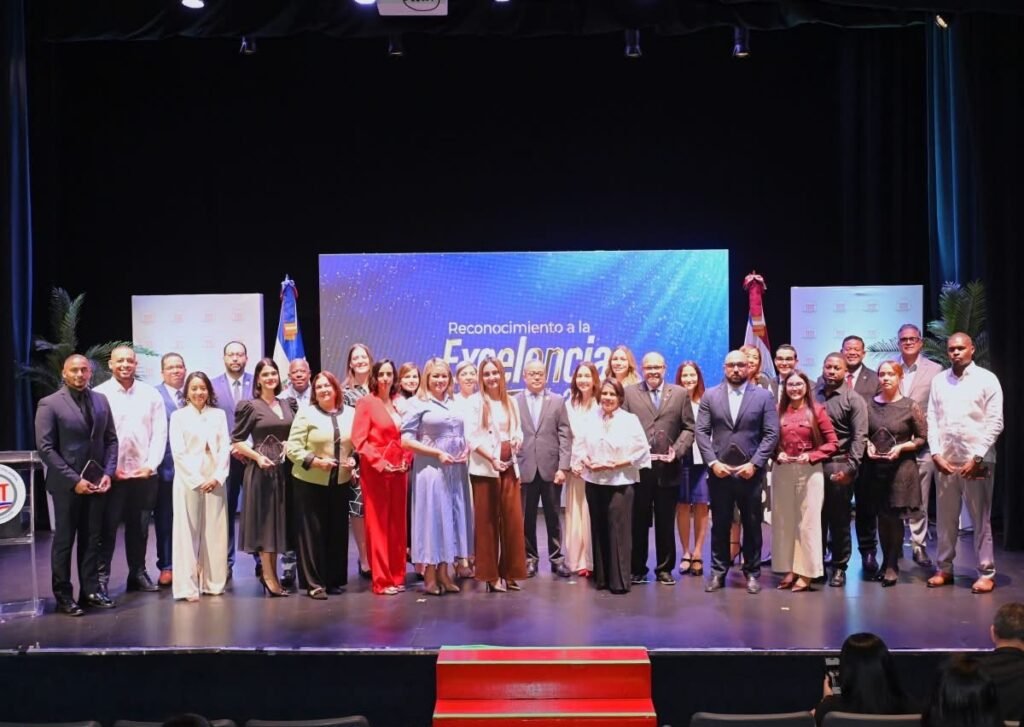 TC reconoce a 27 colaboradores y refuerza el mensaje sobre la fortaleza institucional