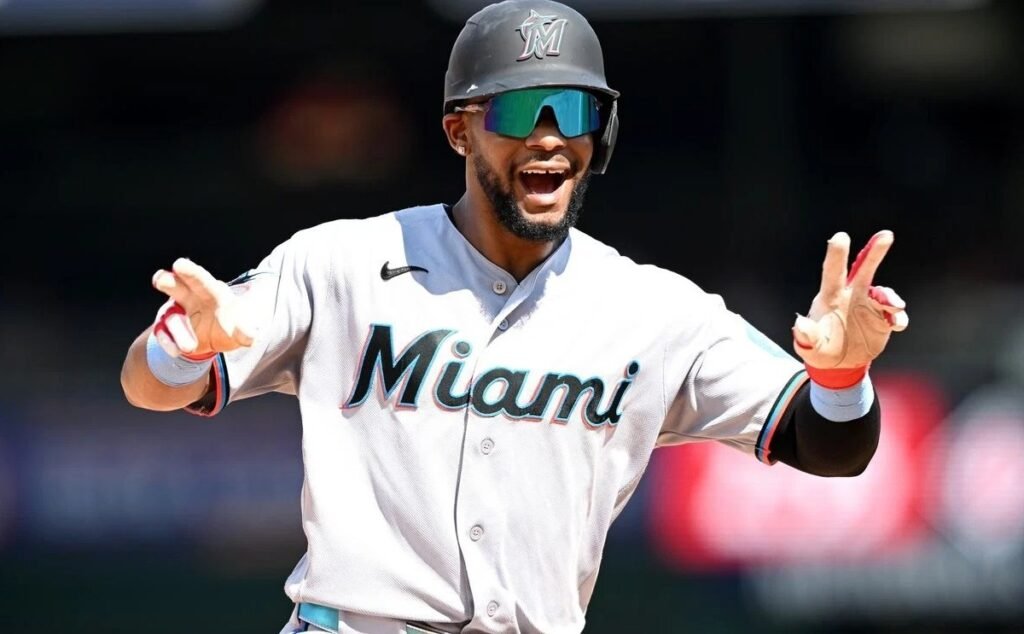 Los Marlins sostienen su pulso con el empuje dominicano, aunque siguen fuera de zona segura